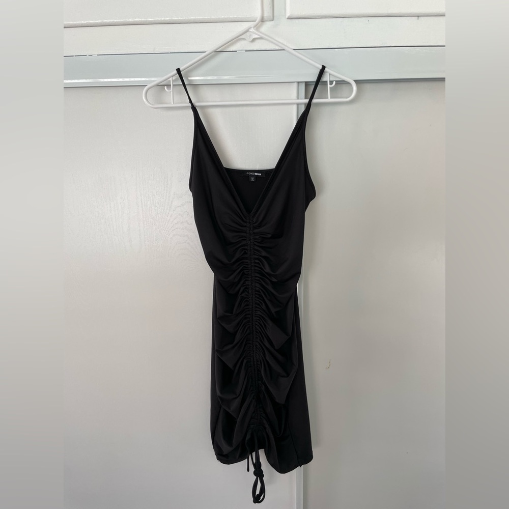 Scrunch up black dress. Worn once.